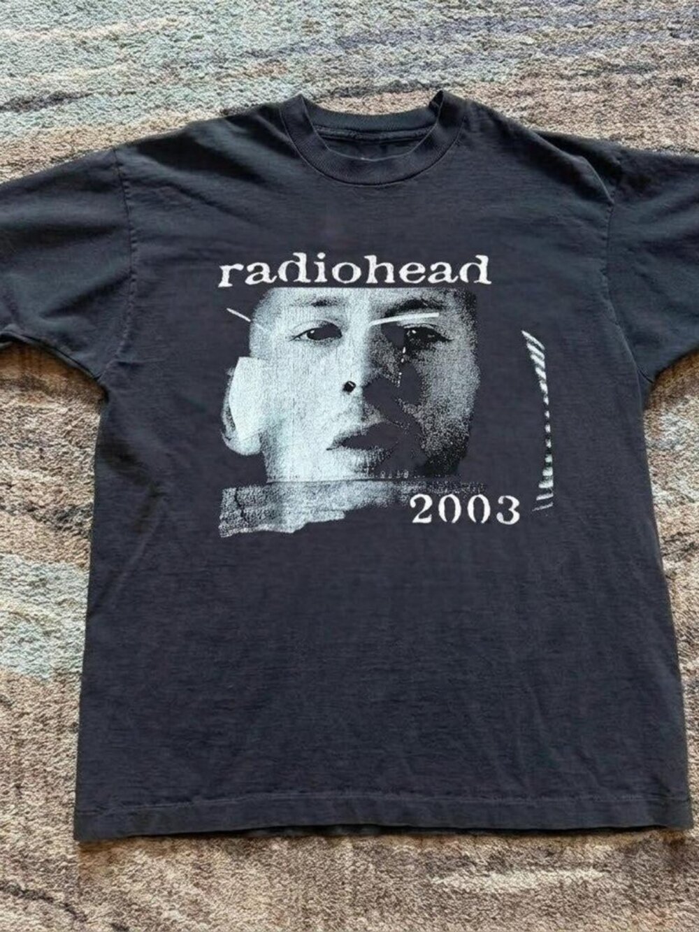 Gildan Black Radioheads 2003 Graphic Tee